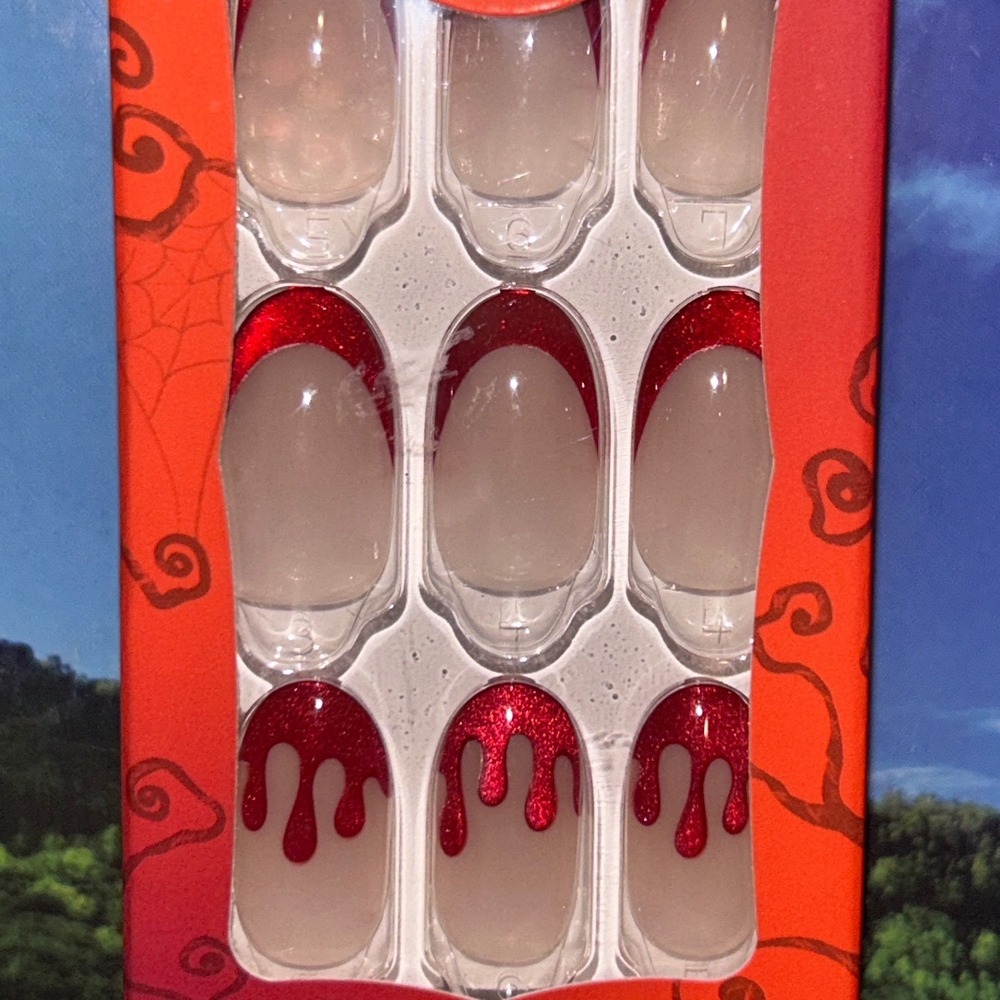 imPRESS Halloween Glow in the Dark Press On Nails Blood Drip Red Metallic 20550